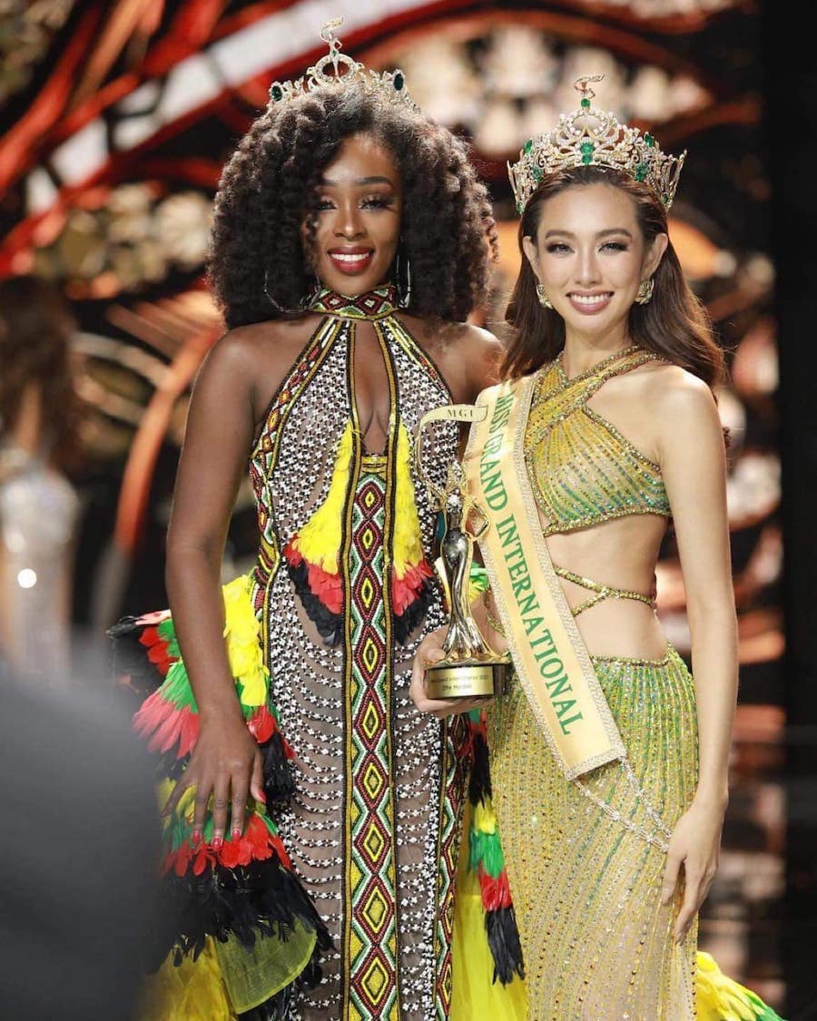 Tân Hoa hậu khoe sắc cùng Miss Grand International 2020 - Abena Appiah